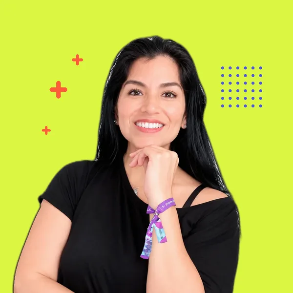 Angela Pacheco, fundadora de Elévate y Crece